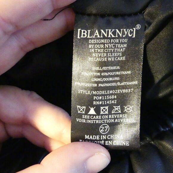 BLANKNYC Womens Faux Leather Shorts Size 27 Black Paperbag Waist Pockets Belt * - Picture 7 of 8